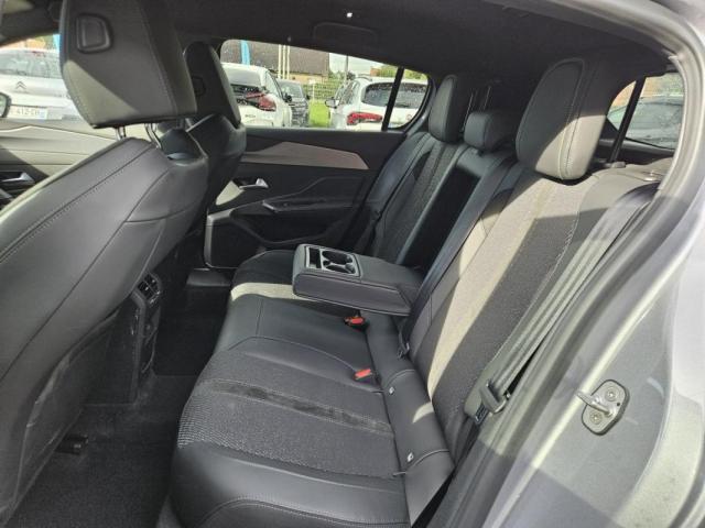 Peugeot 308 image 1