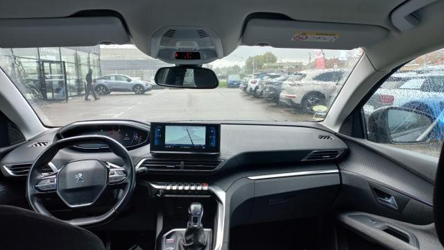 Peugeot 5008 image 6