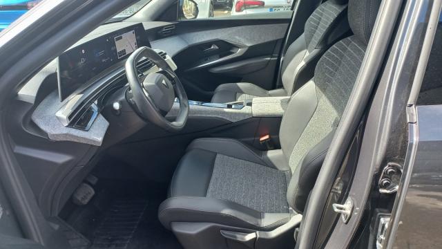 Peugeot 5008 image 9