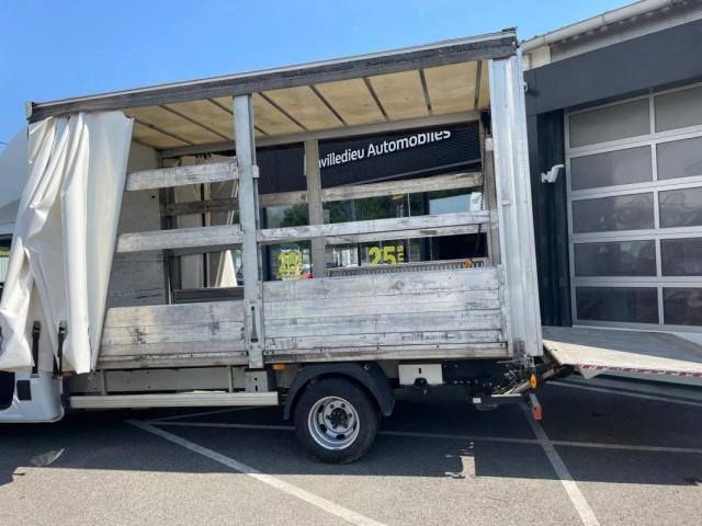 Renault Master image 8