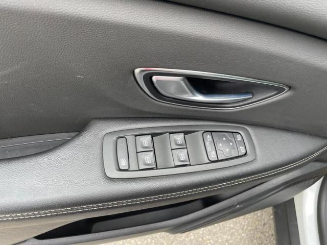 Renault Scénic image 8