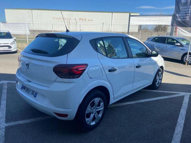 Dacia Sandero image 1