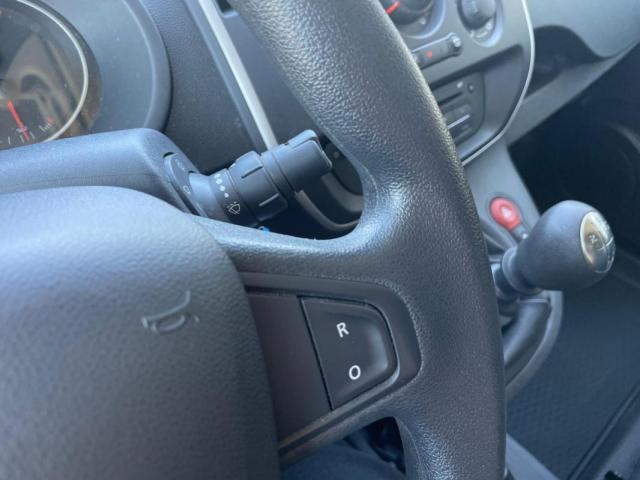 Renault Kangoo image 8
