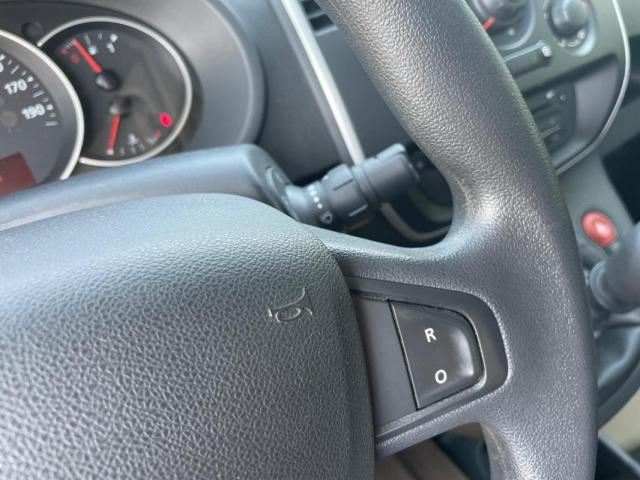 Renault Kangoo image 8