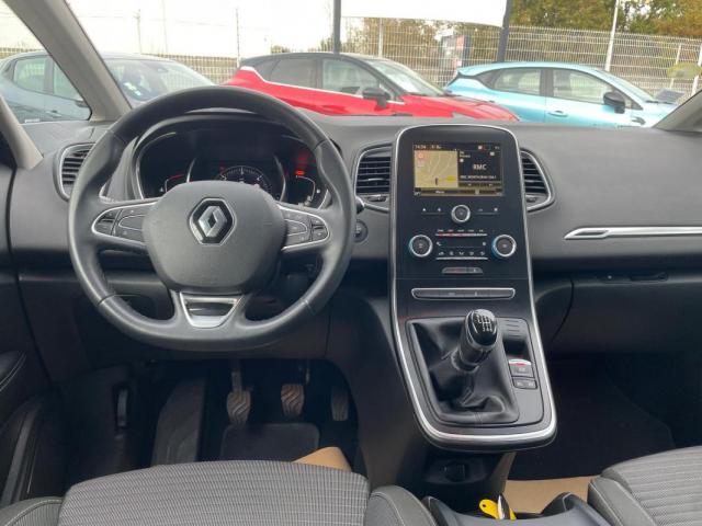 Renault Grand Scénic image 2