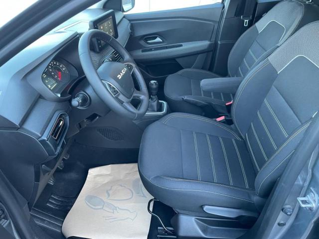 Dacia Sandero image 4