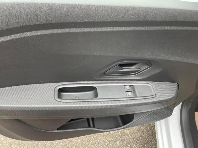 Dacia Sandero image 9