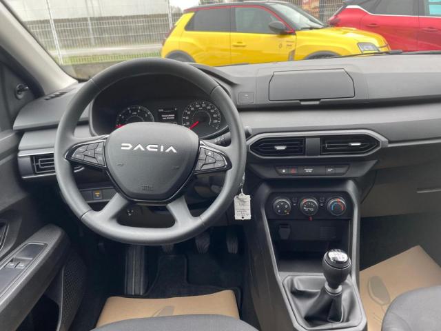 Dacia Sandero image 1