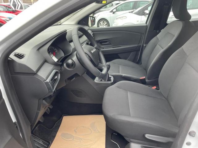 Dacia Sandero image 4