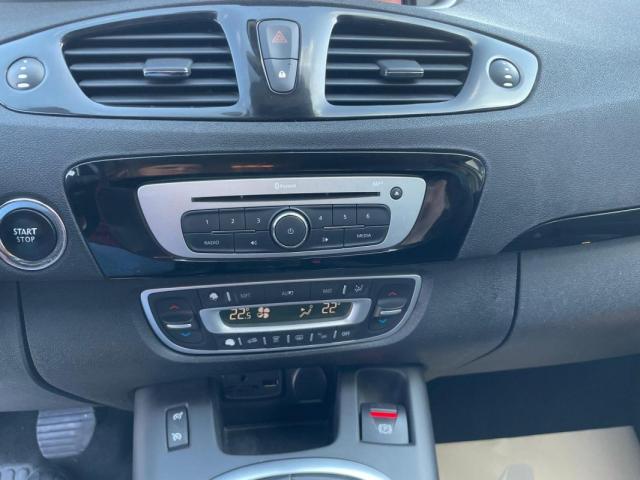 Renault Scénic image 1