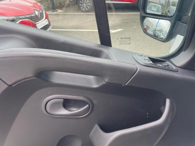 Renault Master image 4