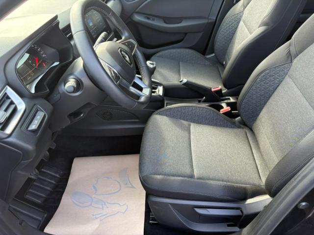 Renault Clio image 9
