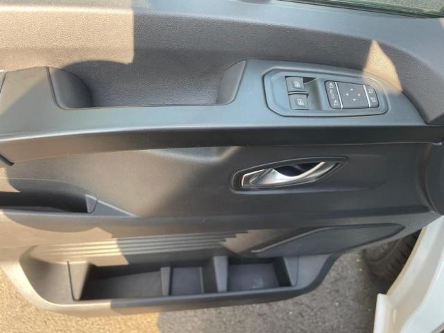 Renault Trafic image 4