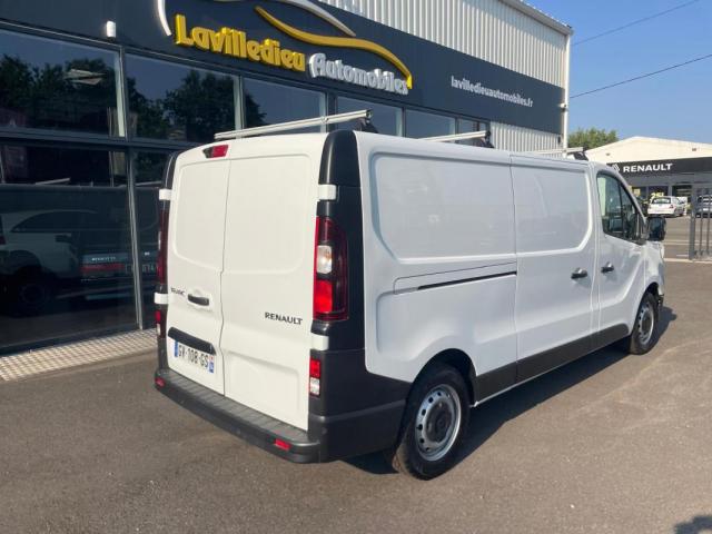 Renault Trafic image 8