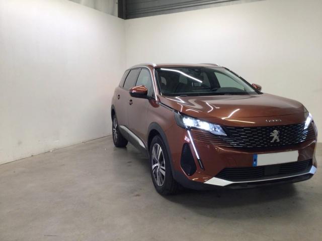Peugeot 5008 image 1