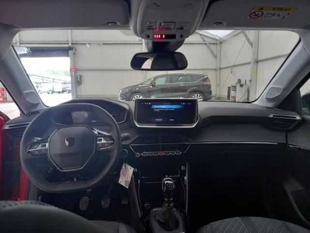 Peugeot 208 image 1