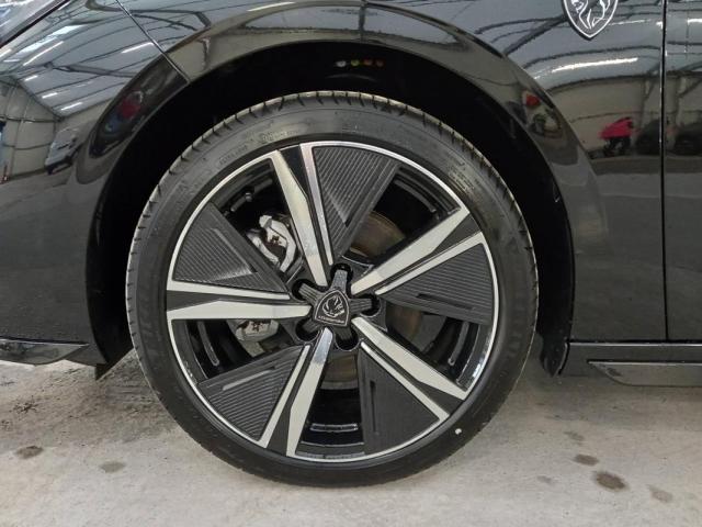 Peugeot 308 image 8