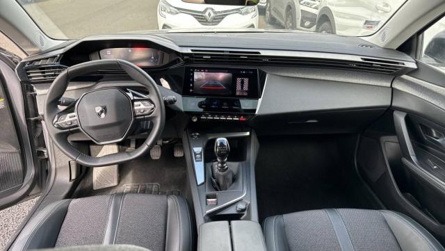 Peugeot 308 image 2