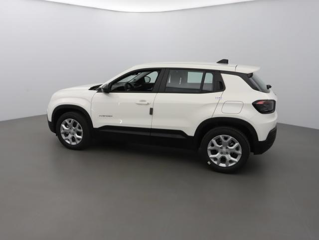 Jeep Avenger image 1