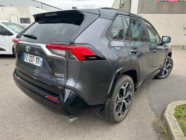 Toyota Rav4 image 4