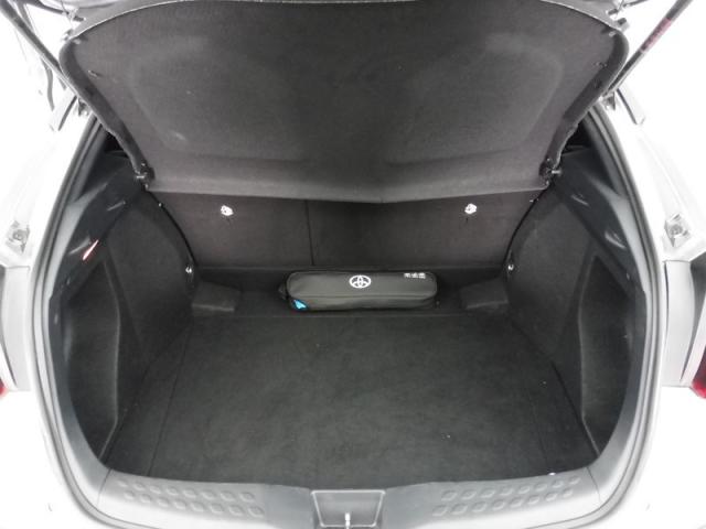 Toyota C-Hr image 8