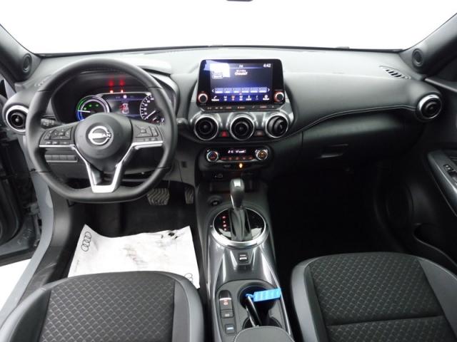 Nissan Juke image 9