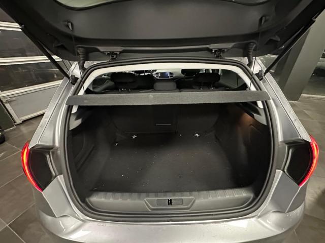Peugeot 308 image 3
