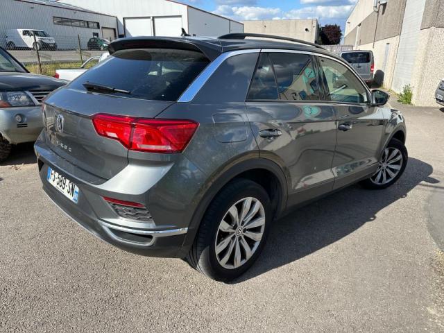 Volkswagen T-Roc image 3