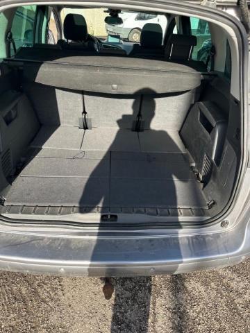 Peugeot 5008 image 2