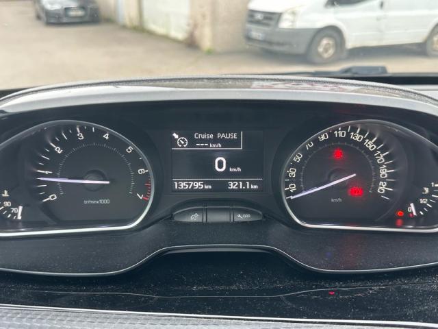 Peugeot 2008 image 1