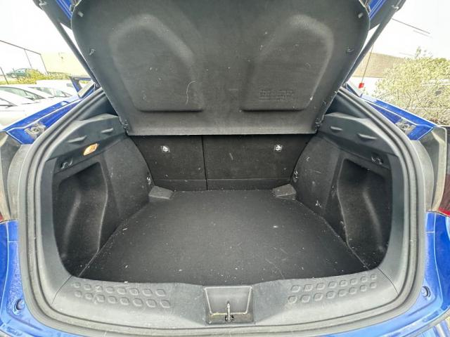 Toyota C-Hr image 7