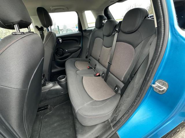 Mini 5 Portes image 6