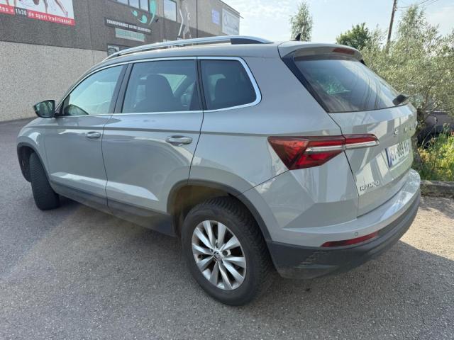 Skoda Karoq image 8