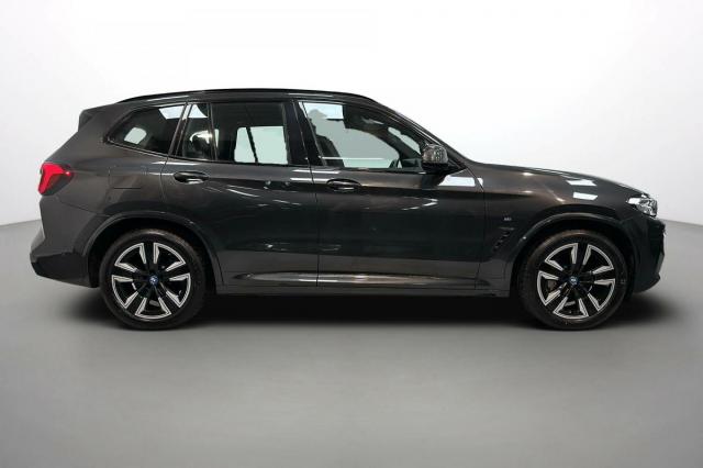 Bmw Ix3 image 2