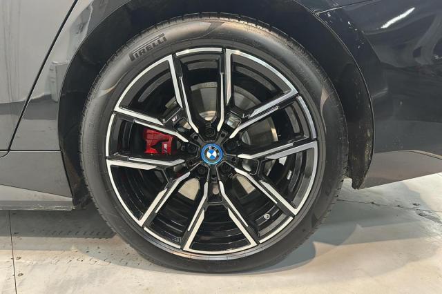 Bmw I4 image 9