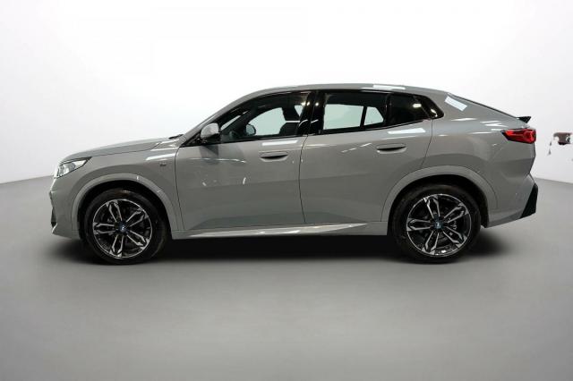 Bmw Ix2 image 3