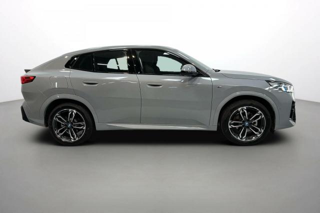 Bmw Ix2 image 4