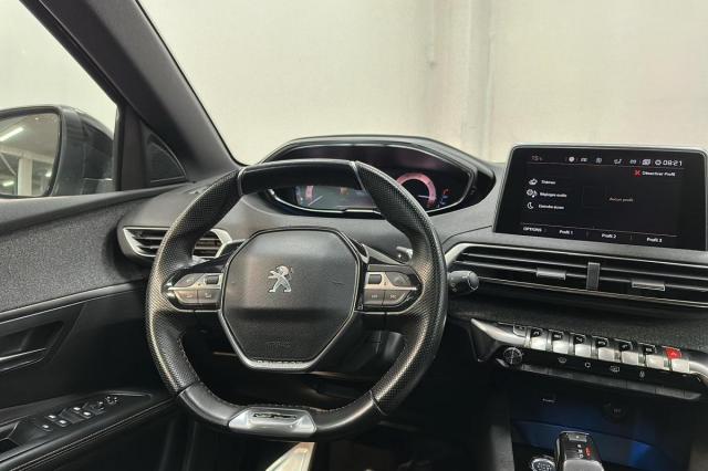Peugeot 5008 image 9