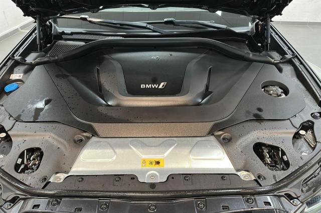 Bmw Ix3 image 3