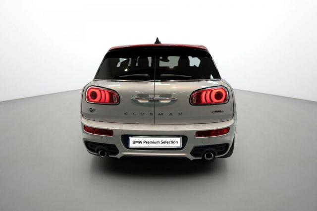 Mini Clubman image 2