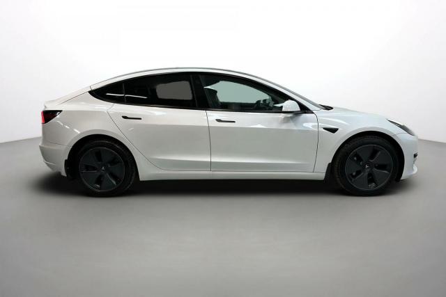 Tesla Model 3 image 3