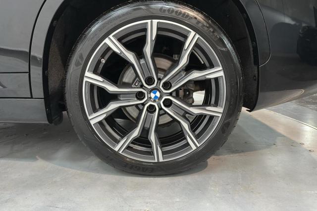Bmw X1 image 9