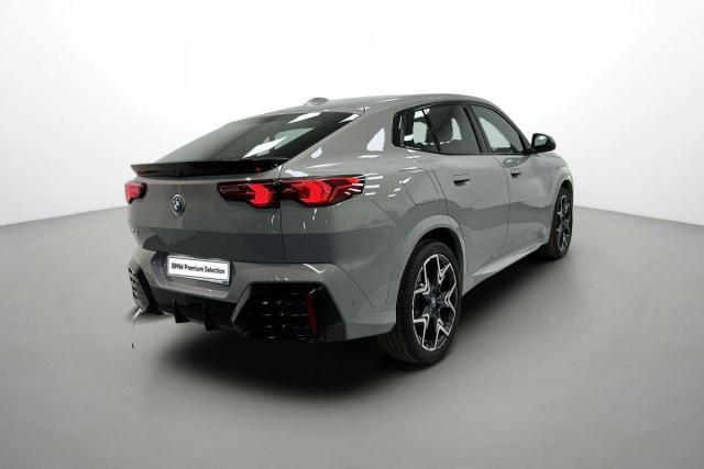 Bmw Ix2 image 2