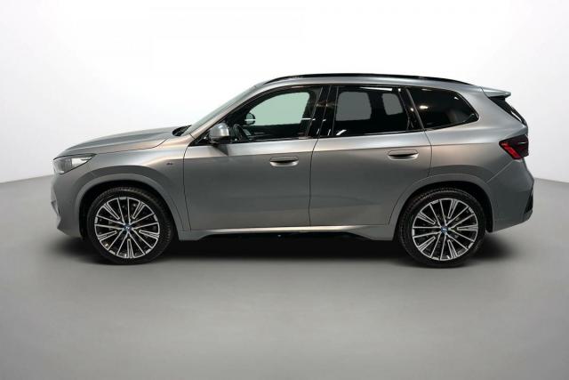 Bmw Ix1 image 2