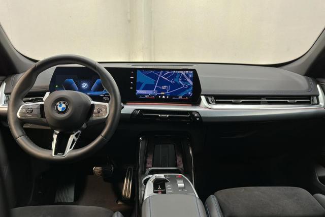 Bmw Ix2 image 8