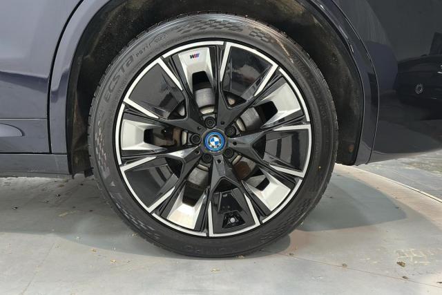 Bmw Ix3 image 5