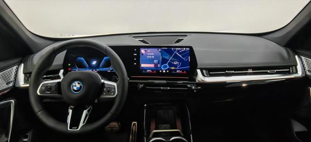 Bmw X1 image 8