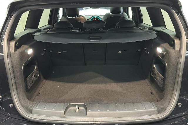 Mini Clubman image 8