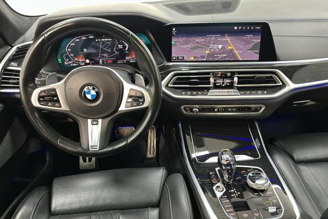 Bmw X7 image 8
