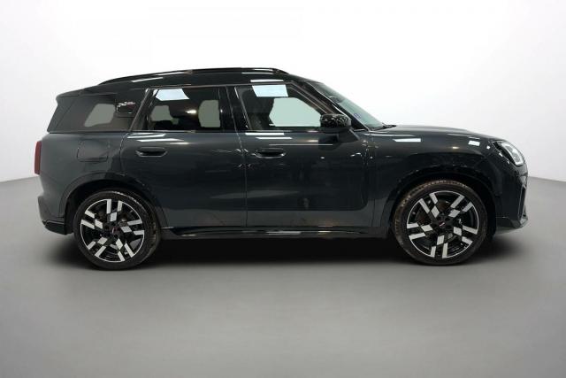Mini Countryman image 3